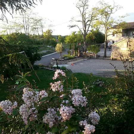 De La Colombe *