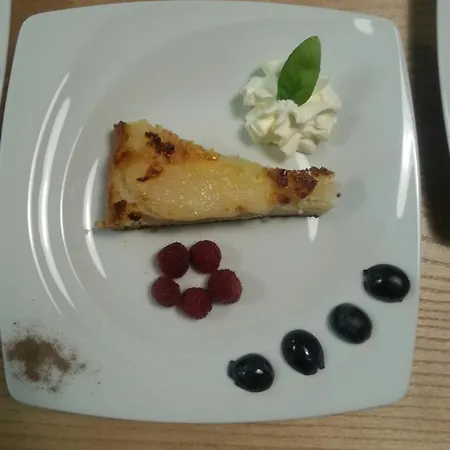 De La Colombe Bed & Breakfast Grospierres