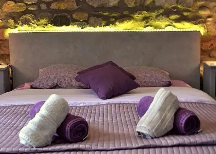 De La Colombe Bed & Breakfast 3*