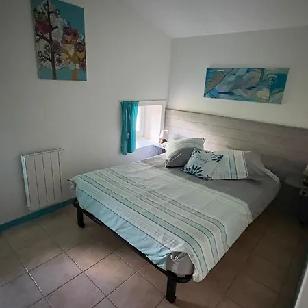 De La Colombe 3*