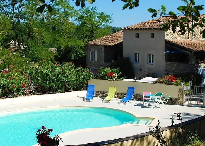 De La Colombe 3*